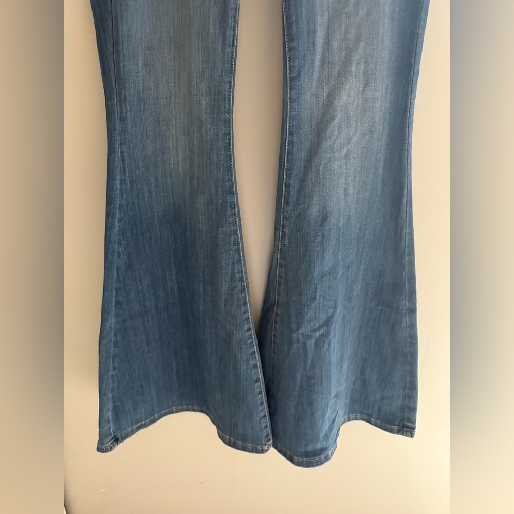 Judy Blue Jeans Women’s SZ 11/30 Pull On High Waist Flare Medium Wash Stretch - Picture 4 of 12